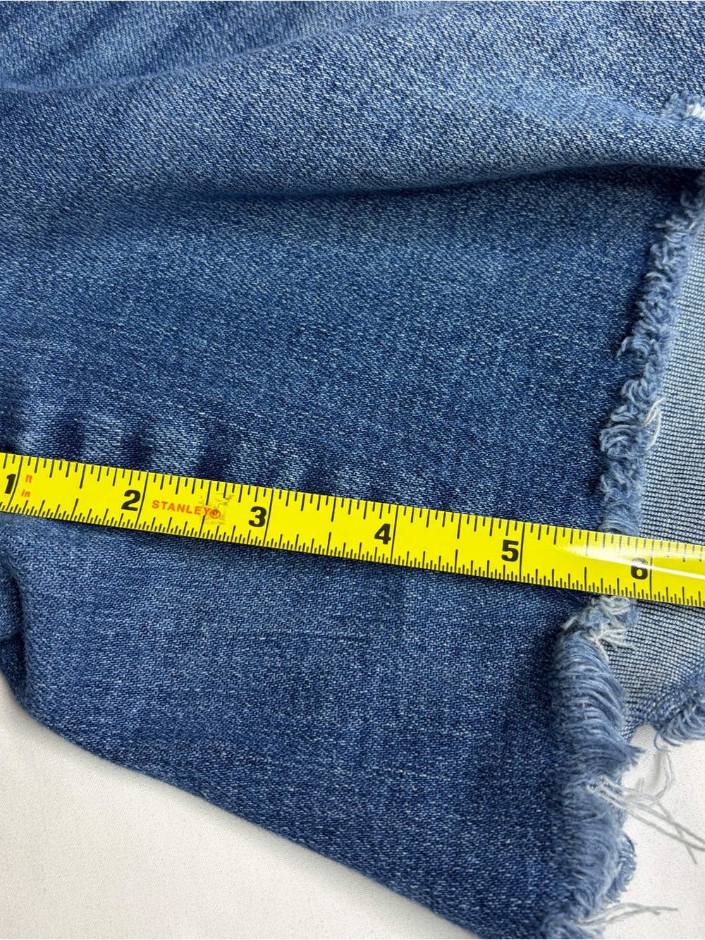Judy Blue Jean Shorts Size Large - Picture 8 of 9